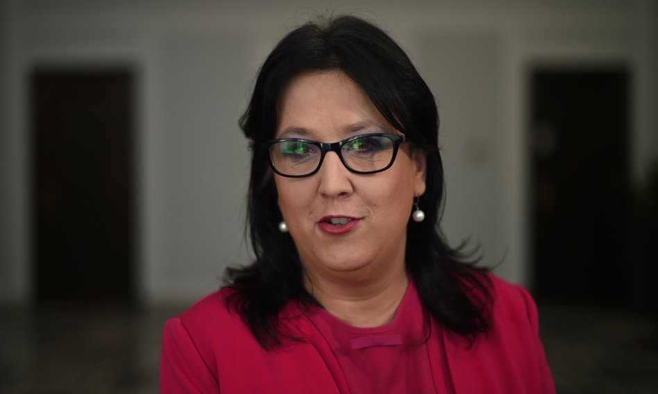 PiS wycofuje się z "piątki dla zwierząt"? Rzeczniczka partii komentuje