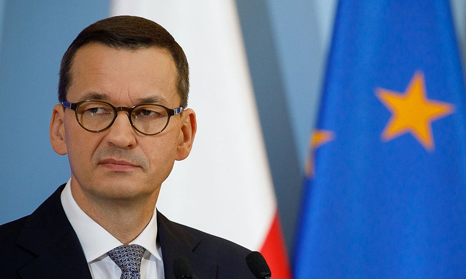 Premier: W tym roku lepiej nie szykować się na hucznego sylwestra