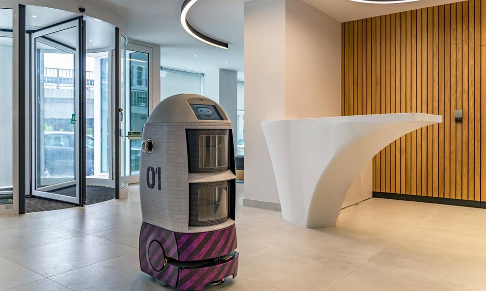 W portugalskim hotelu roboty obsługują gości. Kosztował 30 mln euro