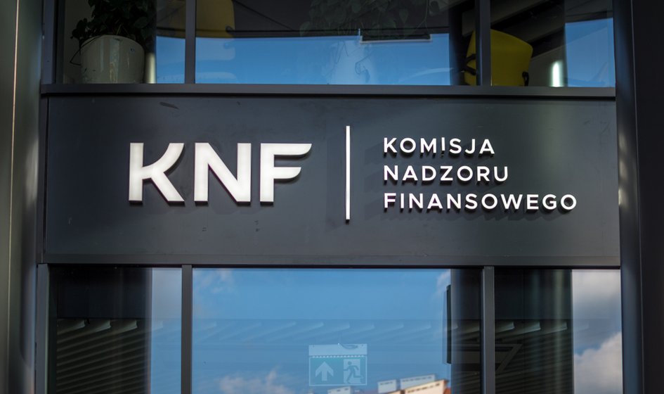 KNF zakazuje obrotu niektórymi ubezpieczeniowymi produktami inwestycyjnymi związanymi z UFK