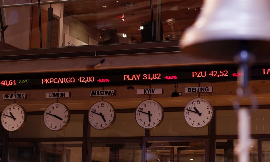 Wakacyjne rytmy na GPW. Spadki Mercatora