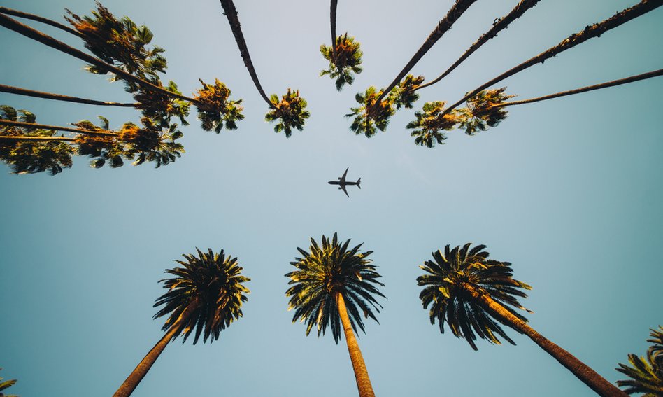 UE rozważa ograniczenia dla podróżnych z USA z powodu wzrostu liczby zakażeń