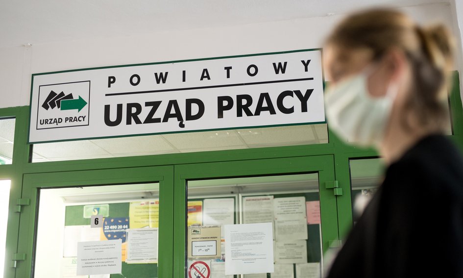 Trudności na rynku pracy w 2020 r. nie ominęły młodych