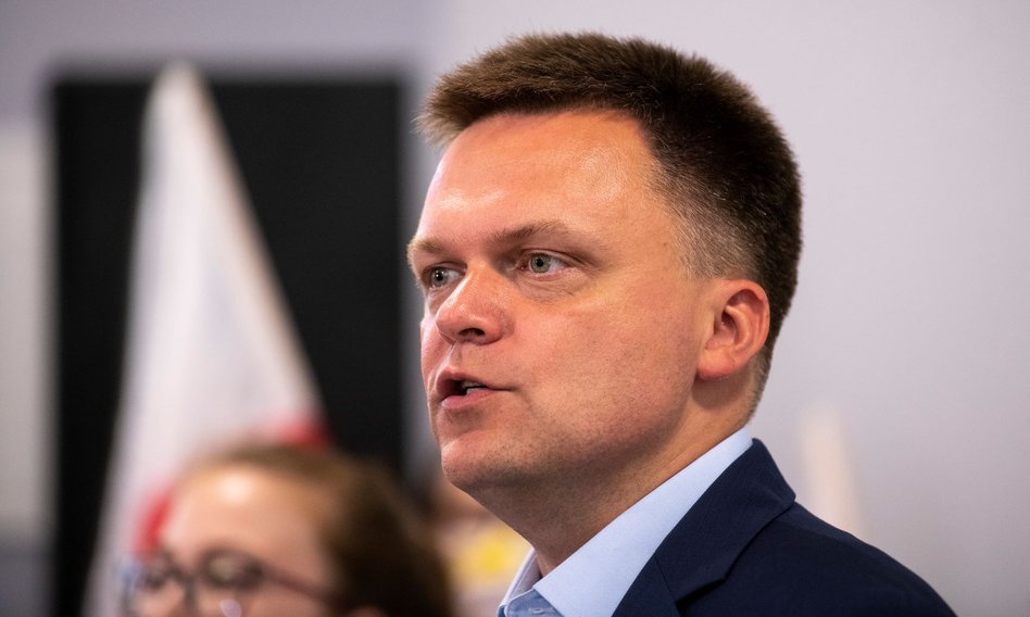 Kongres Polska 2050. Hołownia zapowiada likwidację Funduszu Kościelnego i głosowanie od 16. roku życia