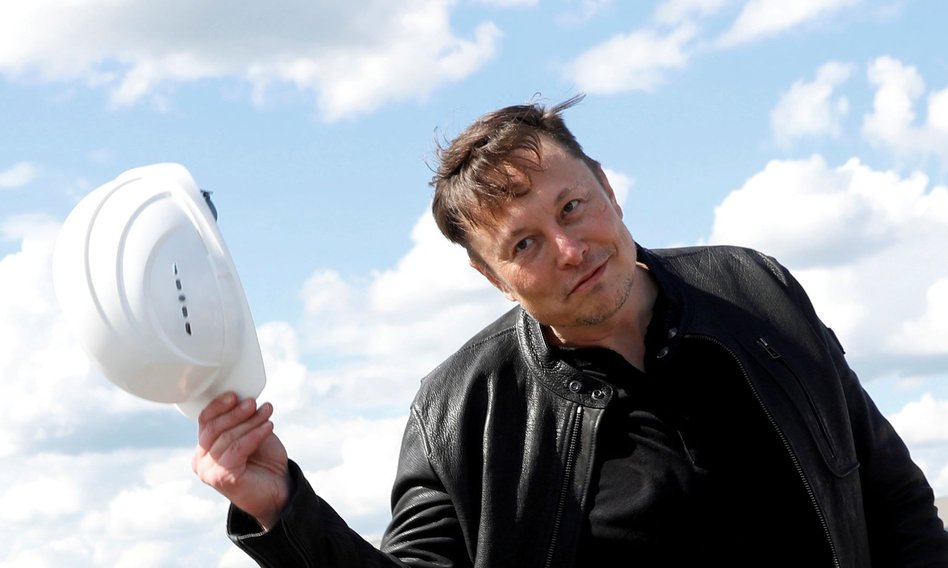 Musk najbogatszy na świecie. Jego fortuna jest warta tyle, ile majątki niegdyś najbogatszych Gatesa i Buffetta razem wzięte