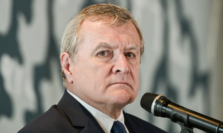 Wicepremier: Staramy się wprowadzać ograniczenia, które są akceptowalne społecznie