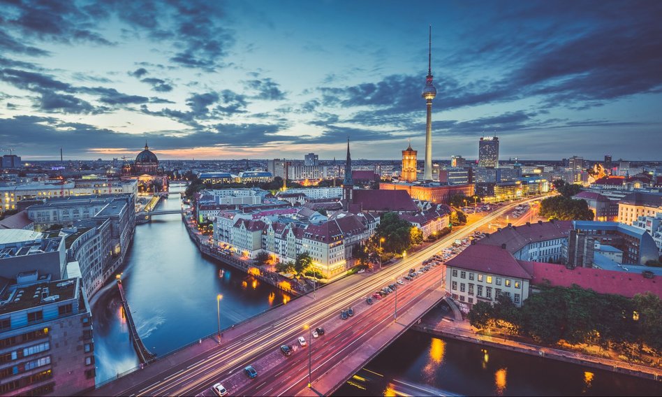 W Niemczech ujawniono ponad 11 tys. podrobionych certyfikatów szczepień