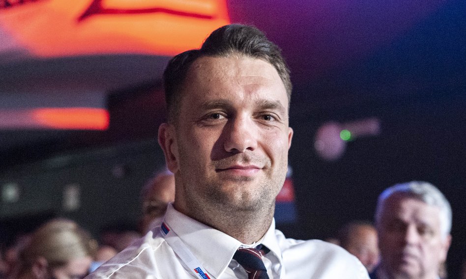 Łukasz Mejza podał się do dymisji "w związku z szeregiem nieuprawnionych ataków medialnych"