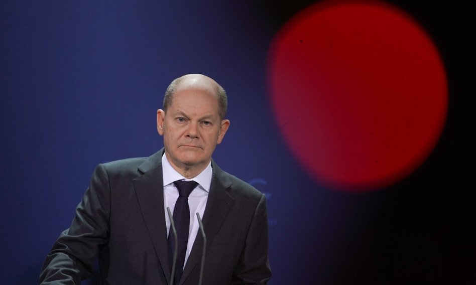 Kanclerz Scholz: Nie ma gwarancji, że NATO nie zostanie rozszerzone