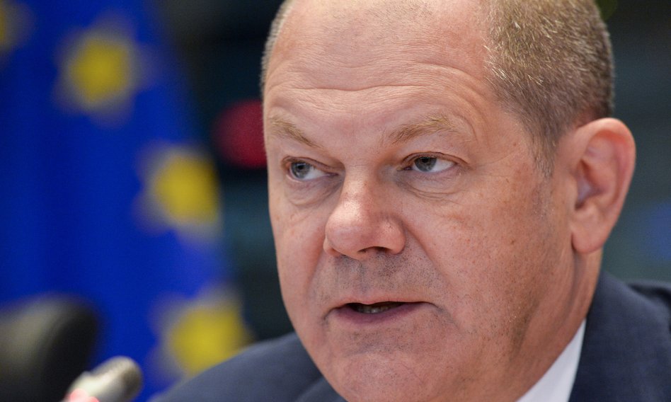 Scholz zapowiada "twarde reakcje i sankcje" w razie rosyjskiej agresji na Ukrainę