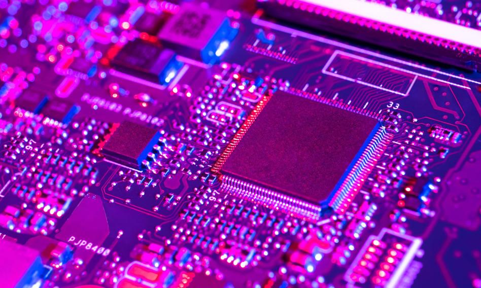 Eksperci: Europa musi pilnie rozpocząć produkcję półprzewodników