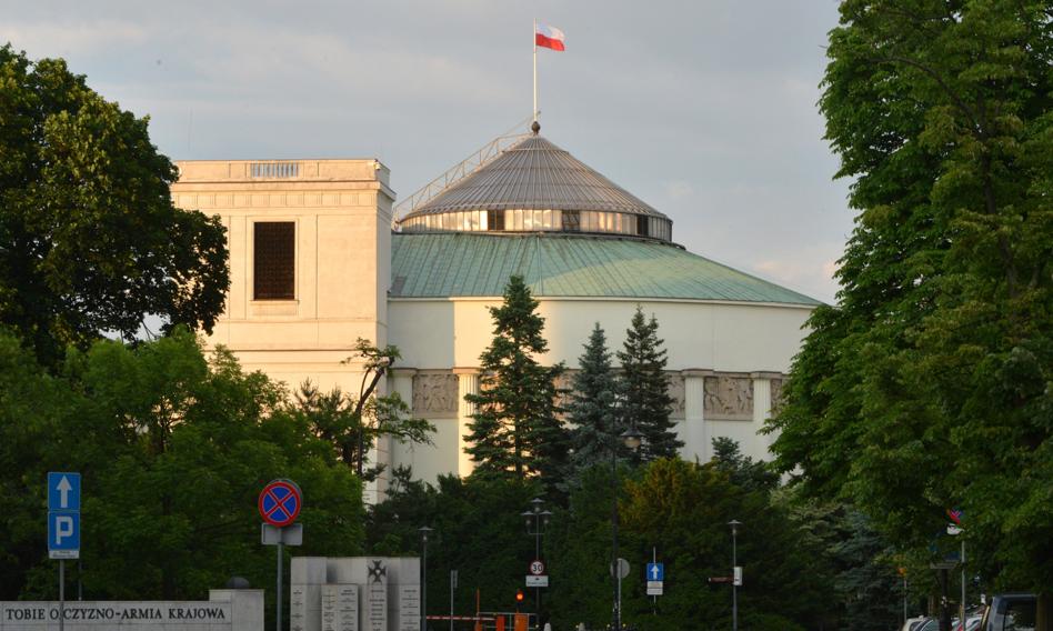 Wiadomo, ile zarobią członkowie komisji weryfikacyjnej ds. energii