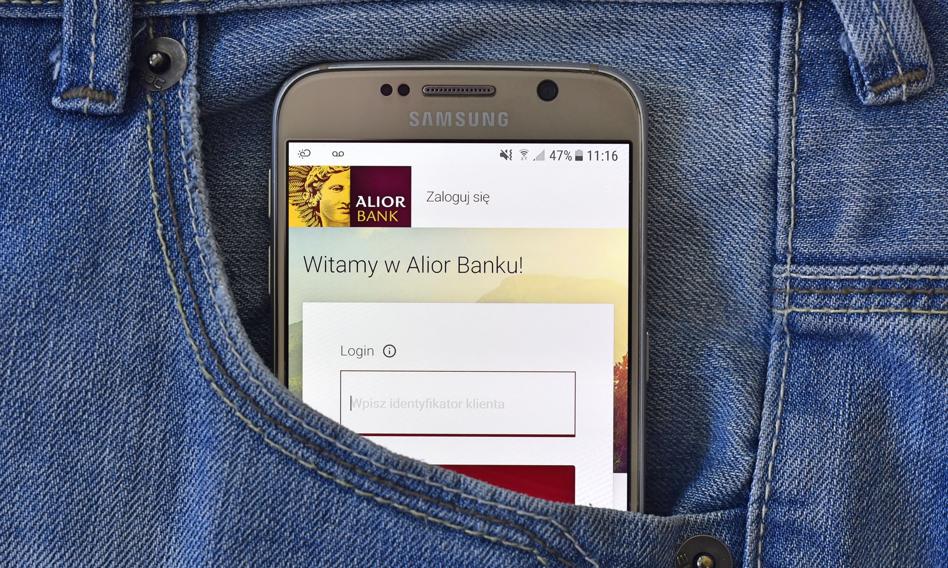 Płatności odroczone w Aliorze. Bank udostępni usługę Alior Pay wszystkim klientom