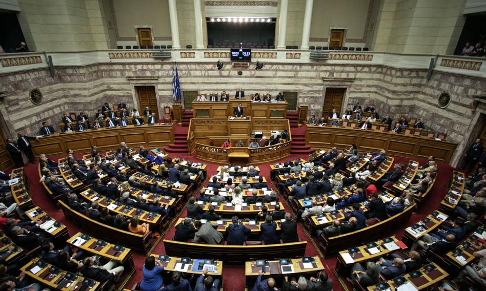 Absurd w Grecji. Parlament zaprzysiężony w niedzielę zostanie rozwiązany po weekendzie
