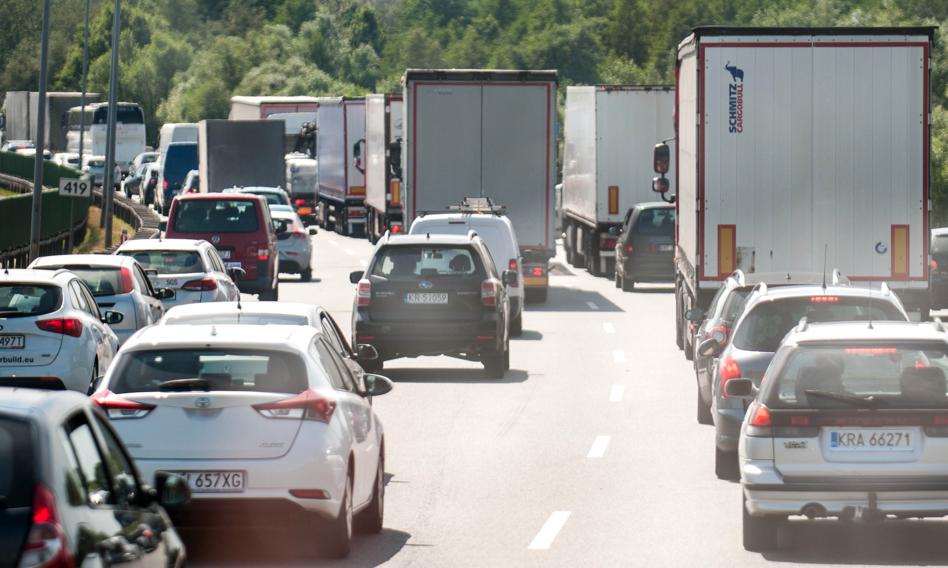 Będzie zakaz "wyścigów słoni". Koniec z wyprzedzaniem się tirów na autostradach