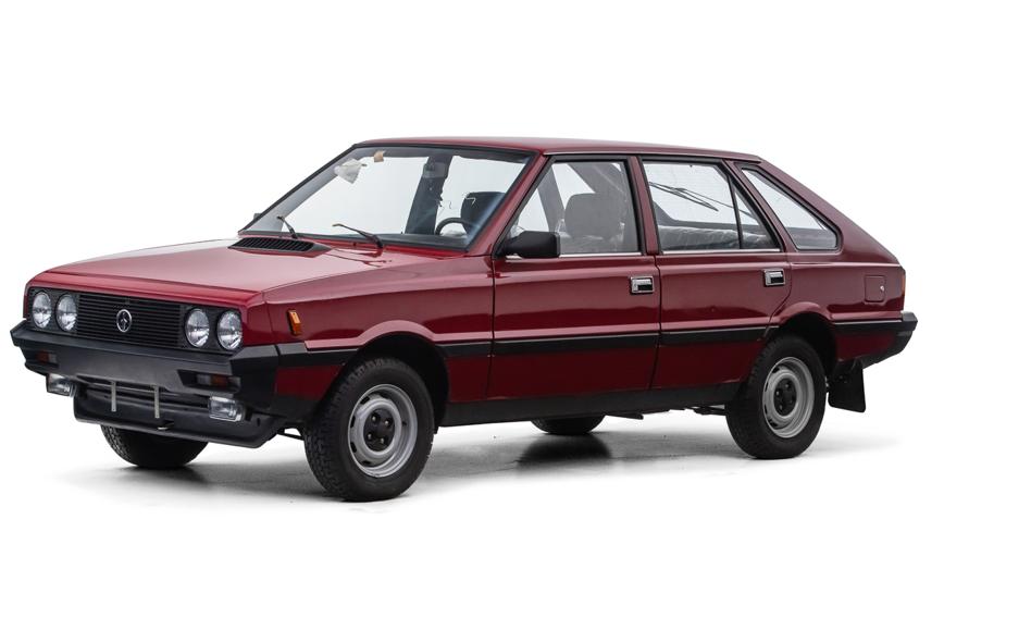 Fabrycznie nowy Polonez sprzedany na aukcji za rekordową cenę