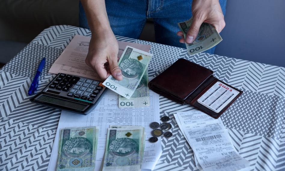 Eurostat: Polska w czołówce wzrostów wydatków na mieszkanie. Minister Moskwa mówi co innego
