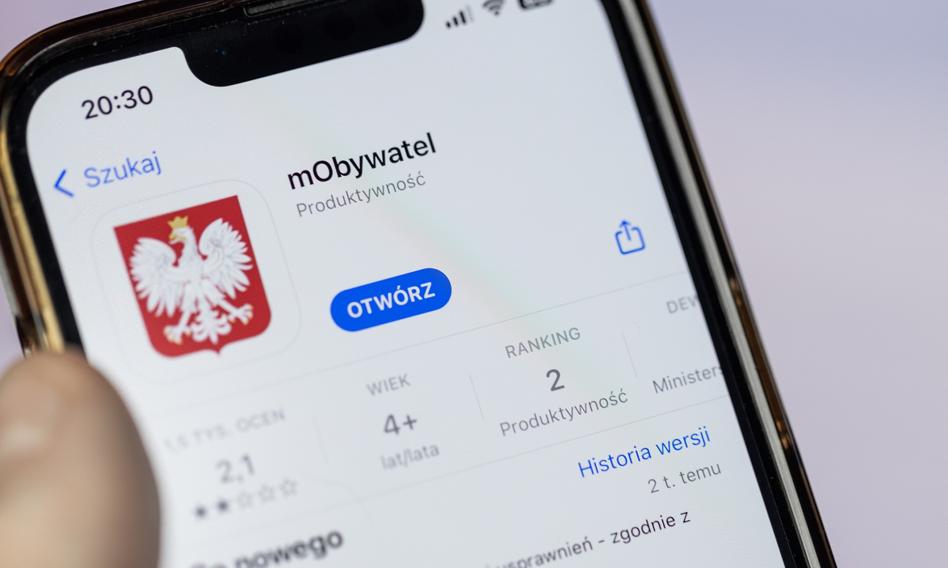 mObywatel z nową funkcją. W aplikacji obejrzysz mecze kadry Polski