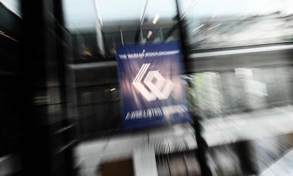 Remis ze wskazaniem na WIG20. Wzrosty biotechnologii i polityka na spółkach Skarbu Państwa