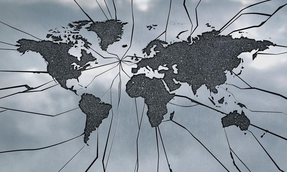 Kryzys ekonomiczny, wzrost kosztów czy polaryzacja społeczna. Oto największe globalne ryzyka