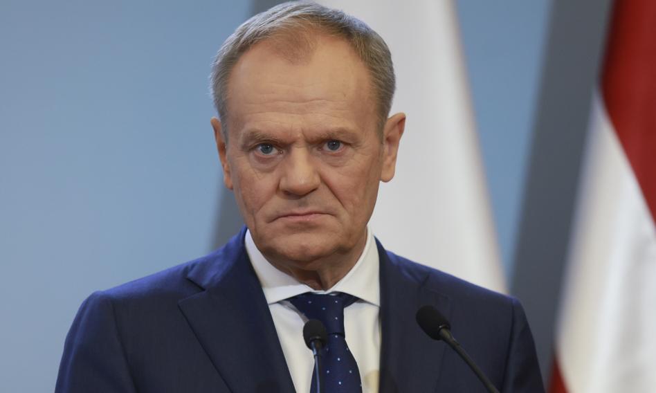 Tusk: Polska nie wyklucza wprowadzenie embarga na import zbóż z Rosji i Białorusi
