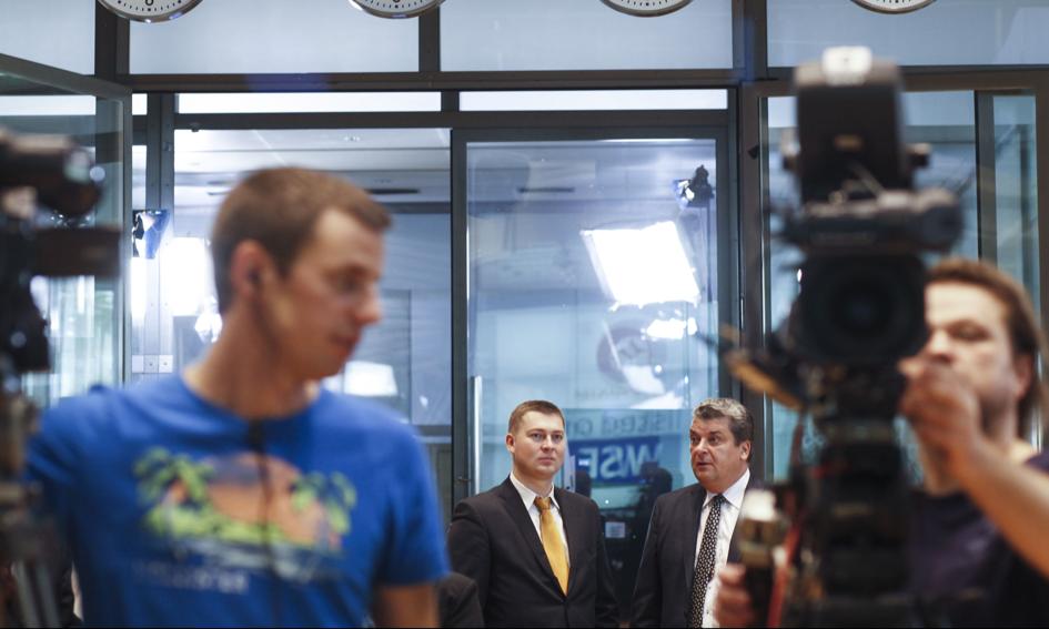 Gorączka raportów na GPW i wystąpienia bankierów centralnych