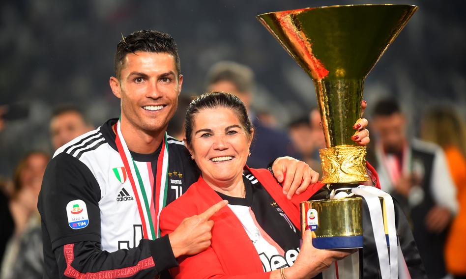 Właściciel Biedronki nagrał kolejną reklamę z matką Cristiano Ronaldo