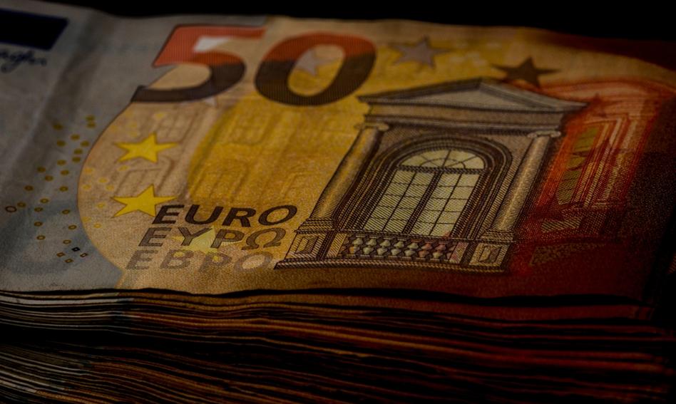 To najgorsze dane z europejskiej gospodarki od 9 miesięcy. Przemysł pod wodą, usługi ledwo zipią