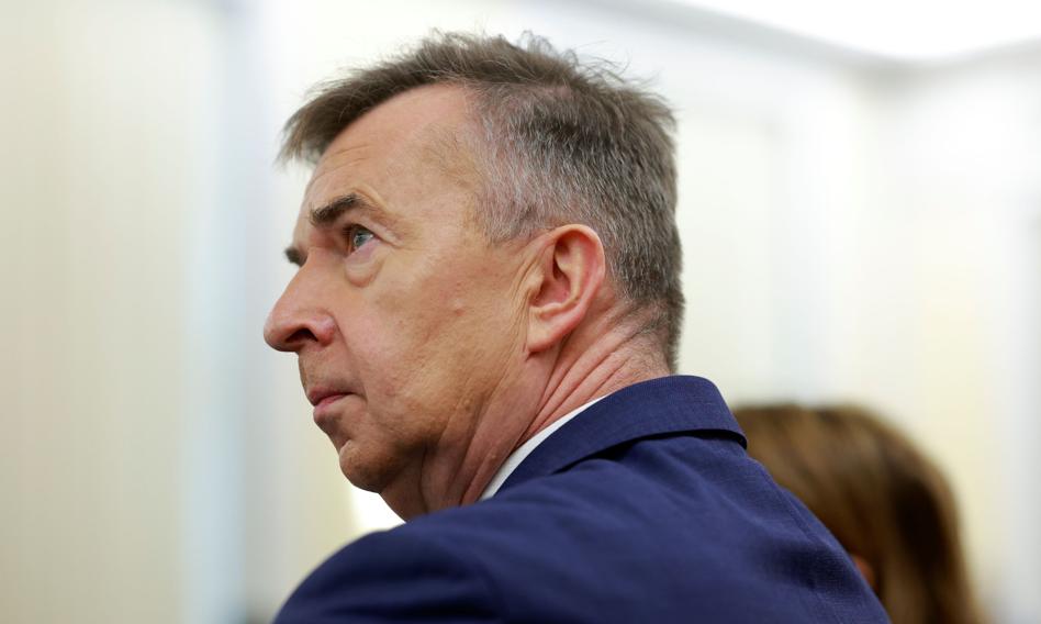 Minister Wieczorek pomógł żonie w awansie? "Nie ma tutaj żadnej afery"
