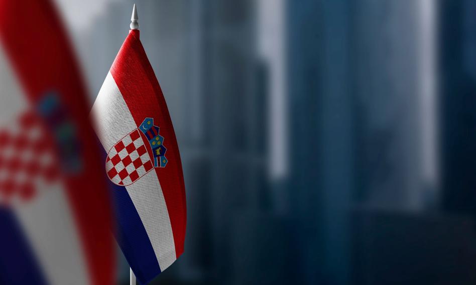 Chorwacki wicepremier zrezygnował. Na nagraniu strzelał z jadącego auta