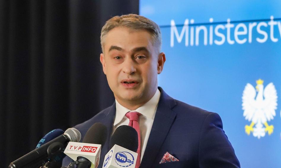 Polska walczy o chipy z USA. Gawkowski negocjował z Amerykanami w Paryżu