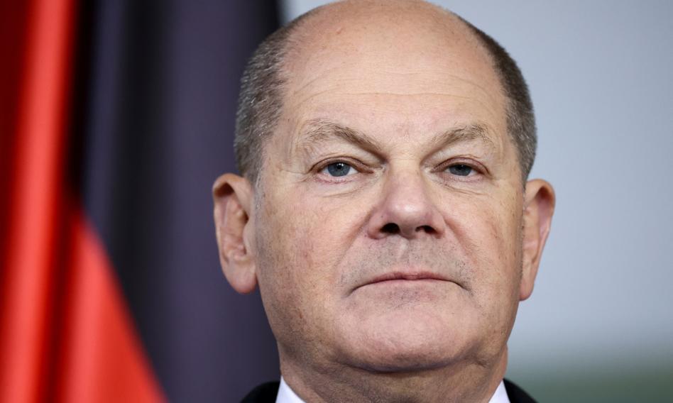 Scholz krytykuje Trumpa. Słowa o Zełenskim "dyktatorze" błędne i niebezpieczne