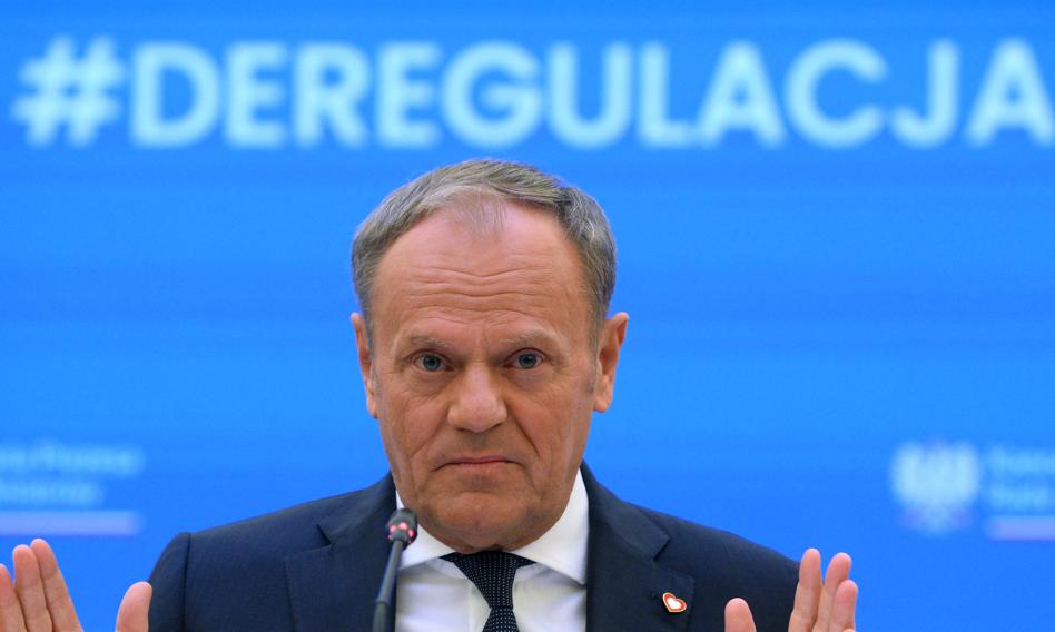 Tusk: Do końca maja gotowych będzie ponad 100 ustaw deregulacyjnych