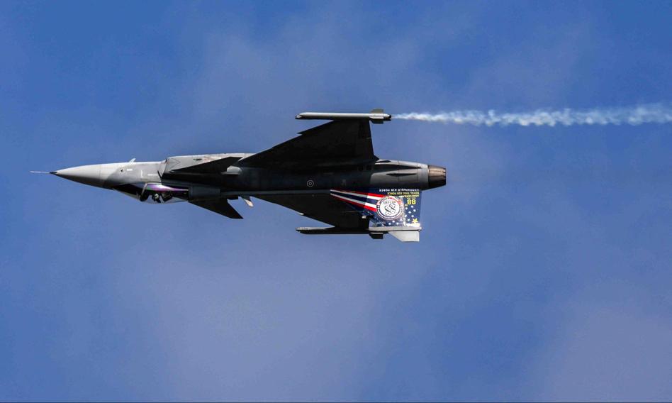 Czechy przedłużają wynajem myśliwców Gripen. Planują też kupić Marsy