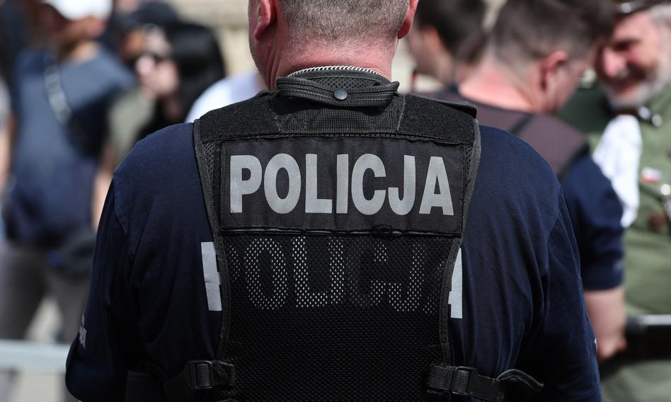 Dodatkowe pieniądze dla policjantów.  Nawet po 2 tys. zł na etat
