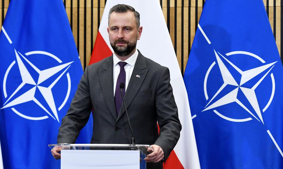 "Nie jesteście sami". Życzenia szefa MON dla 20 tys. żołnierzy na posterunku w Wigilię