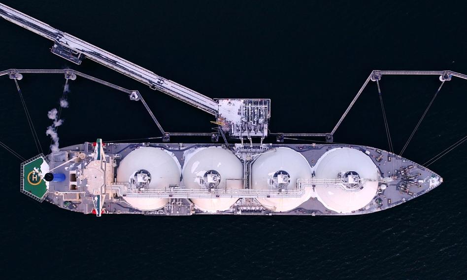 Katarczycy wstrzymują produkcję gazu. Orlen: Dostawy LNG do Polski nie są zagrożone