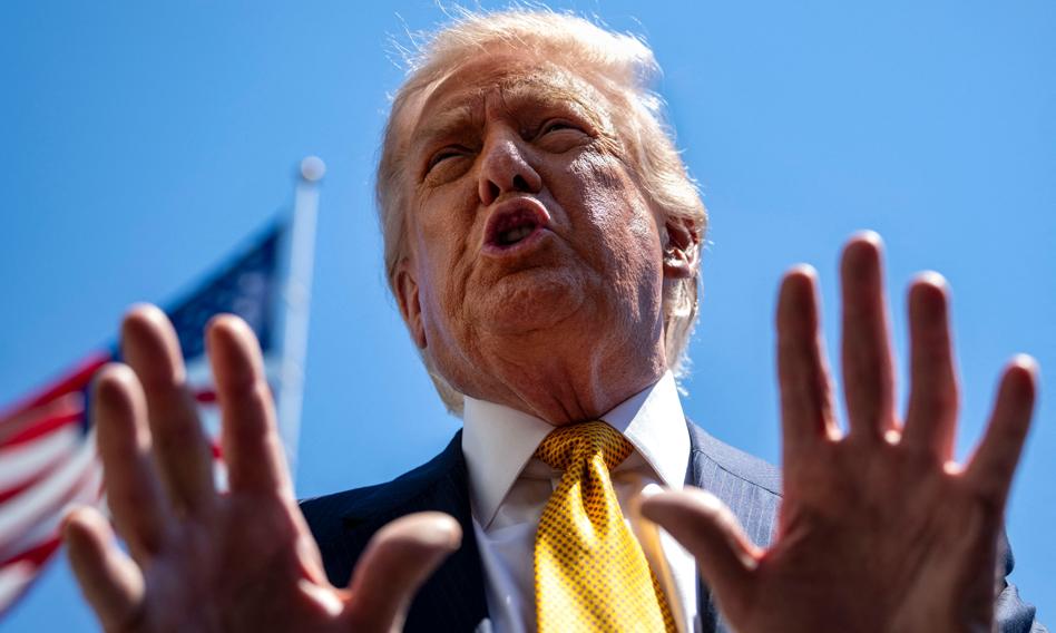 Z Muskiem i szefami korporacji, ale bez Melanii. Trump wyruszył do Chin