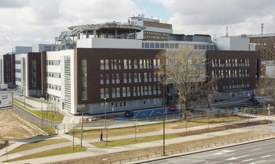Wojna w Sejmie o Szpital Południowy. Domański idzie do sądu, posłanka KO zasłabła na sali